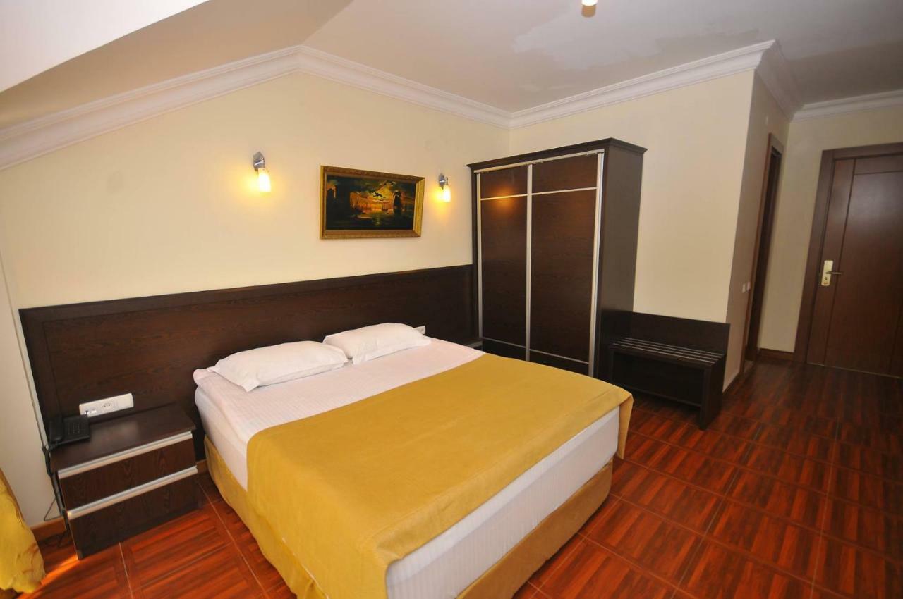 Hotel Neptun Kvariati Exterior photo