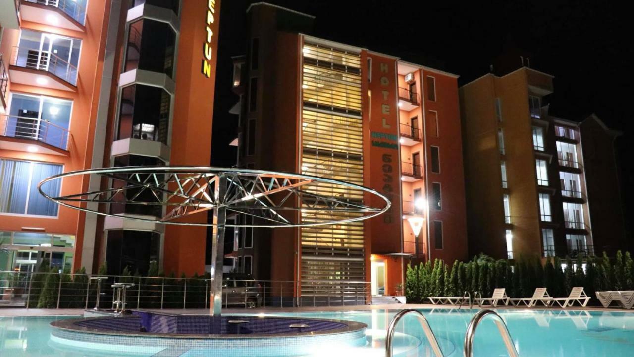 Hotel Neptun Kvariati Exterior photo