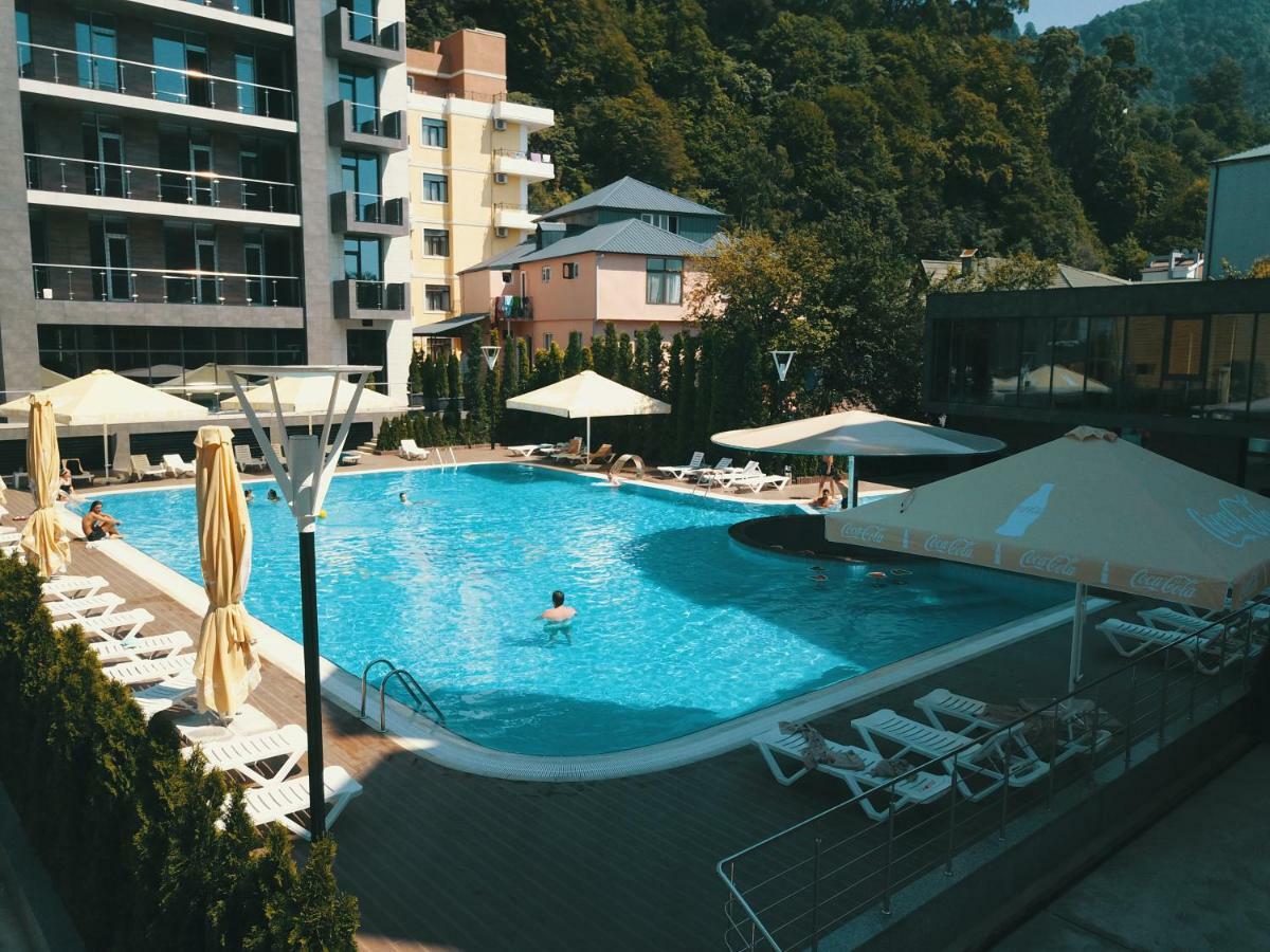 Hotel Neptun Kvariati Exterior photo